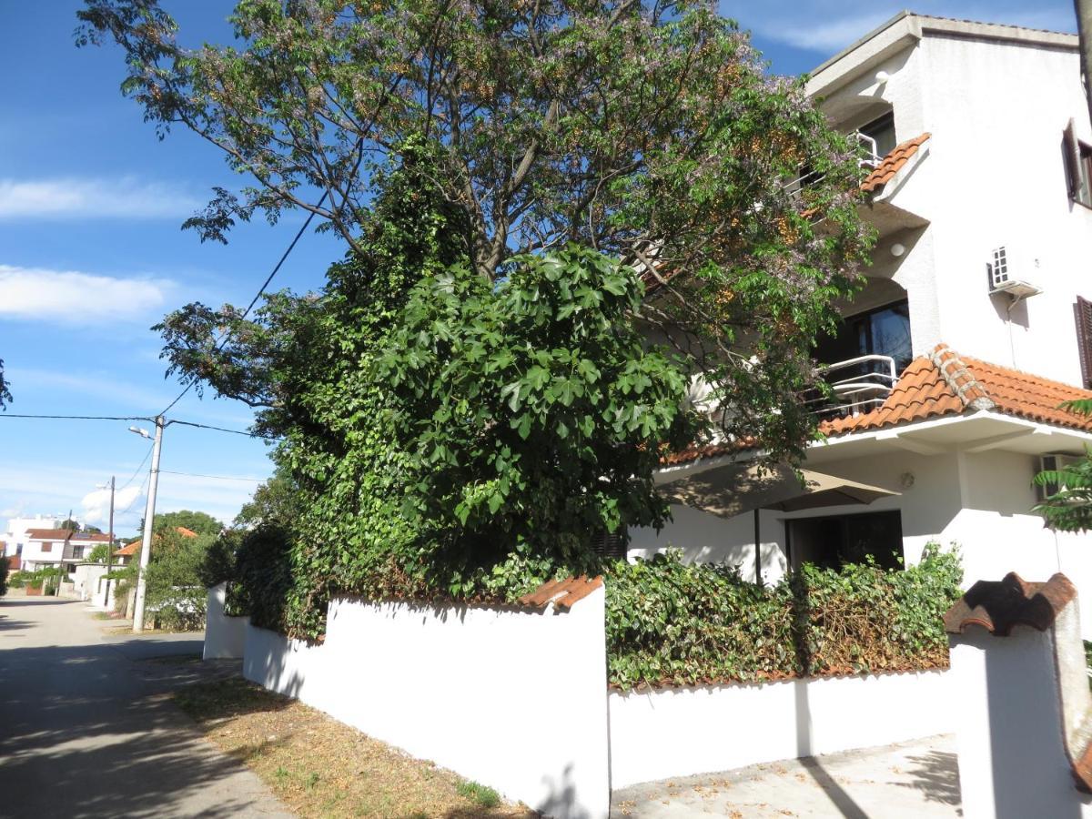Apartments Amfa Biograd Na Moru Buitenkant foto